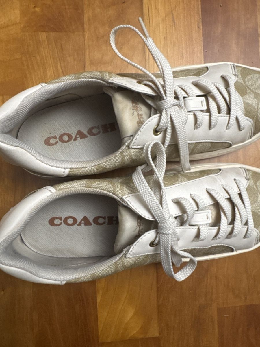 Coach Damenschuhe: COACH Turnschuhe Gr 39.5 eher 40 – Gebraucht aus Rüti ZH von Sugus99 4