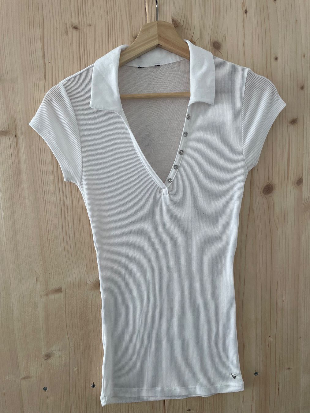 Guess Magliette Polo: Guess Poloshirt, weiss, Gr. XS – Usato da Lohn-Ammannsegg venduto da LaCoLiNe