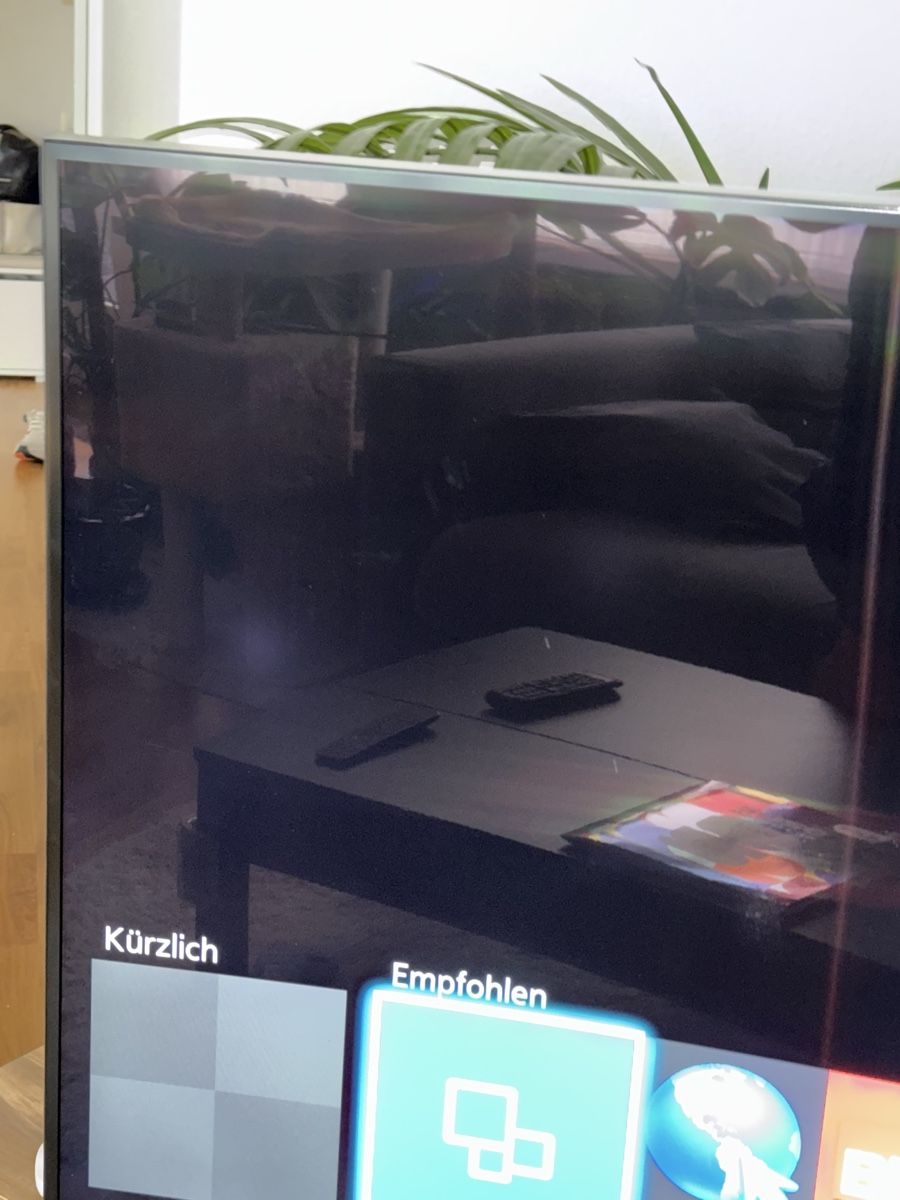 Samsung Televisori: 65 Zoll curved Bildschirm – Usato da Zug venduto da Benjikur 3