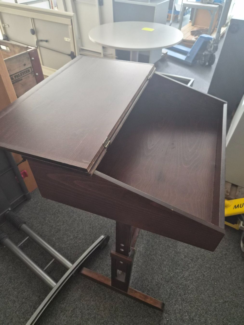 Tavoli: Vintage, Atelierpult, Holz – Usato da Frauenfeld venduto da Verein_Murghof 1