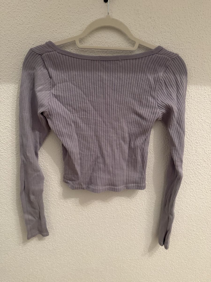 Brandy Melville Top: Brand Melville Langarm-Top – Nuovo (secondo la descrizione) da Eschenbach LU venduto da Tatzi1 1