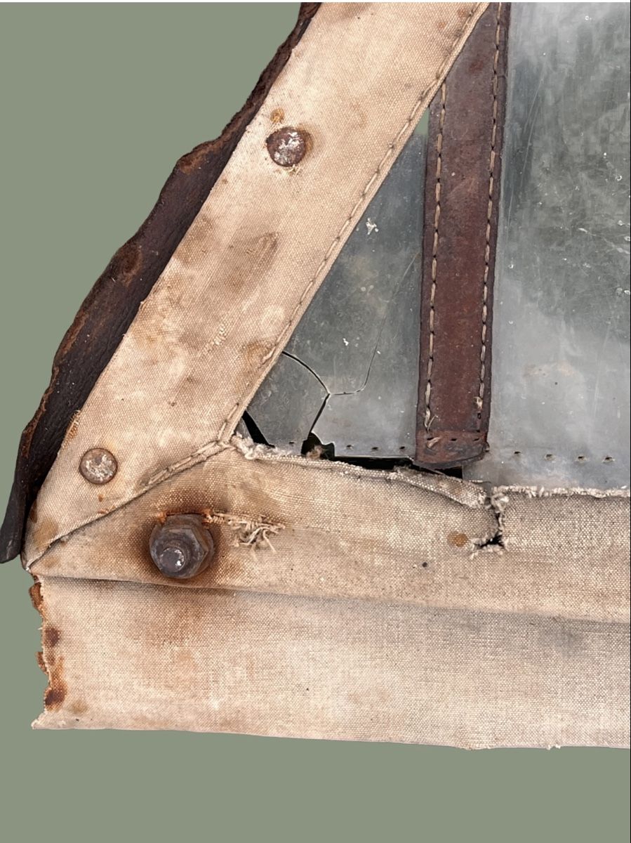 VW Tutti pezzi di ricambio auto: Vitres Kübelwagen VW Typ 82 WW2 – Usato da Bellevue venduto da Belafer 7