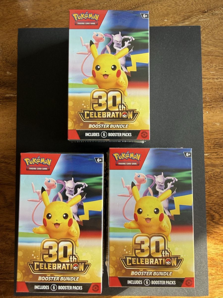 Pokémon Carte collezionabili: 3x Boosterbundle EN Pokemon 30th Celebration – Nuovo e nell'imballaggio originale da Lommiswil venduto da manyoki