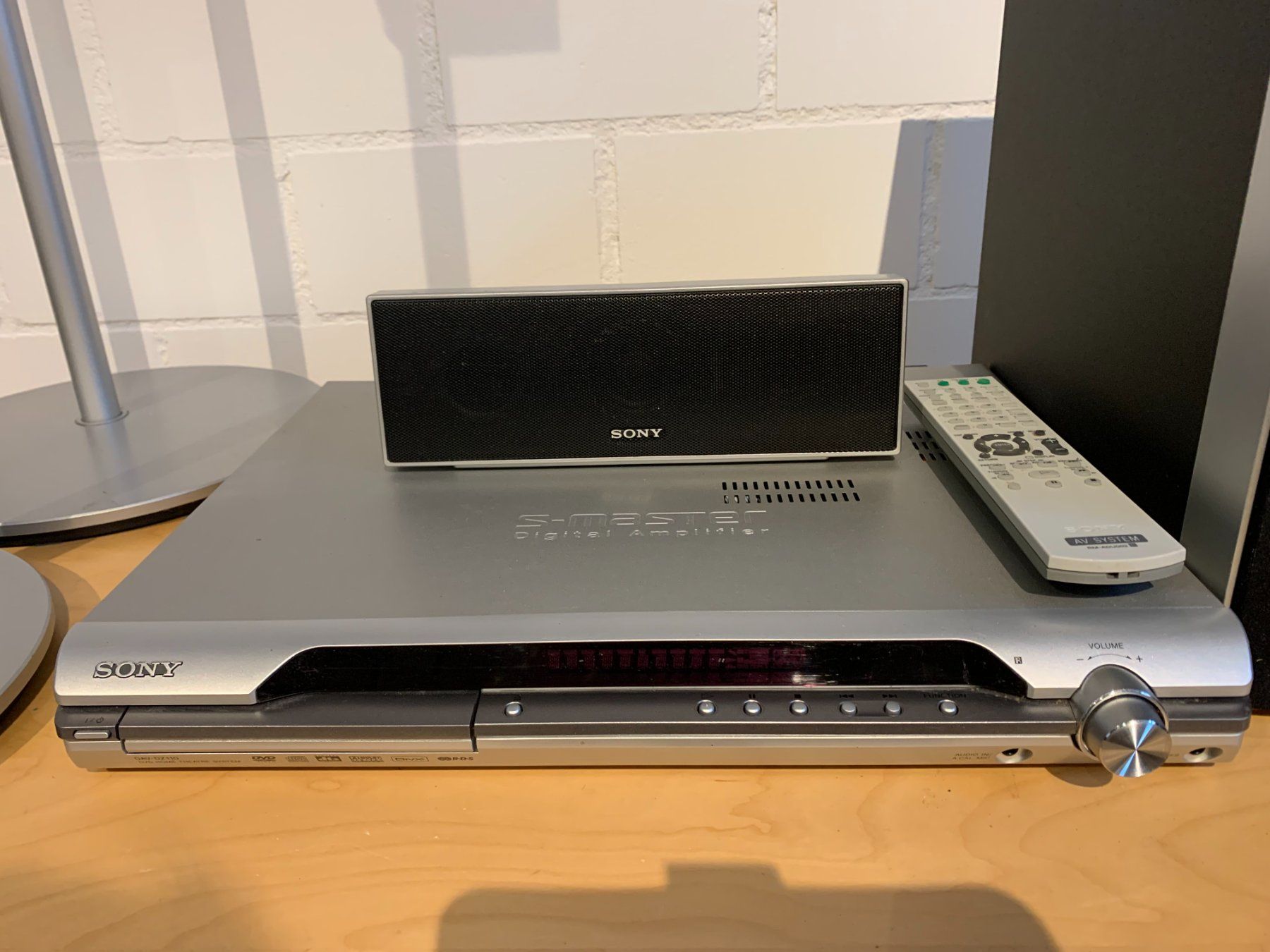 Sony Home Cinema: DVD Home Theatre System von Sony – Usato da Baldegg venduto da Sharan 1