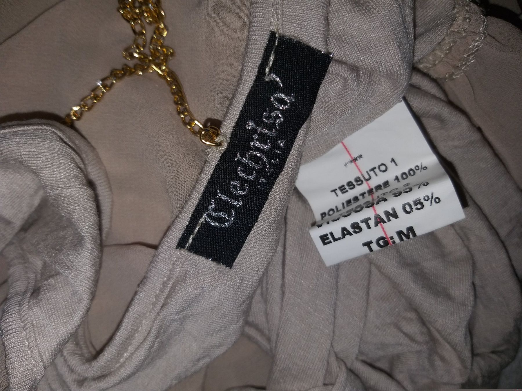 Tops: Top CLECHRISA  Taille / Grosse M – D'occasion à Cossonay-ville par Super-Price-Quality 4