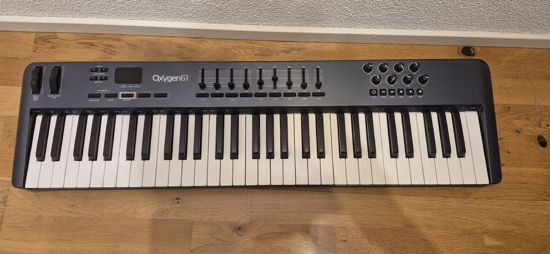 M-Audio Musikinstrumente: Oxygen 61 Midi Keyboard – Gebraucht aus Wallisellen von aar_vvy7