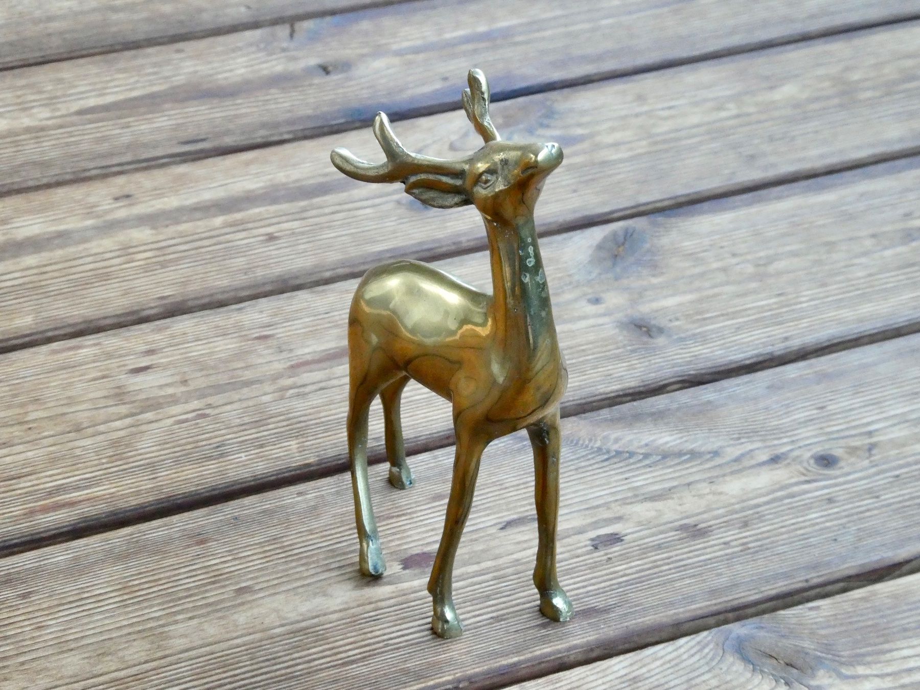 Statuette: kleine Hirschfigur Messingguss poliert – Usato da Lüchingen venduto da Eeizo 1