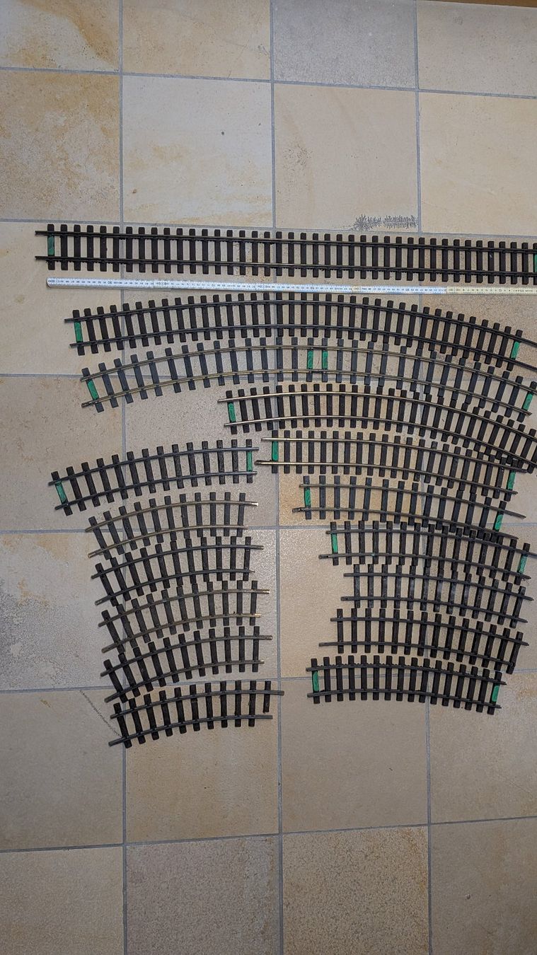 Modellini di ferrovie: Div Gleise, LGB u Lebu – Usato da Rupperswil venduto da white.rabbit 1