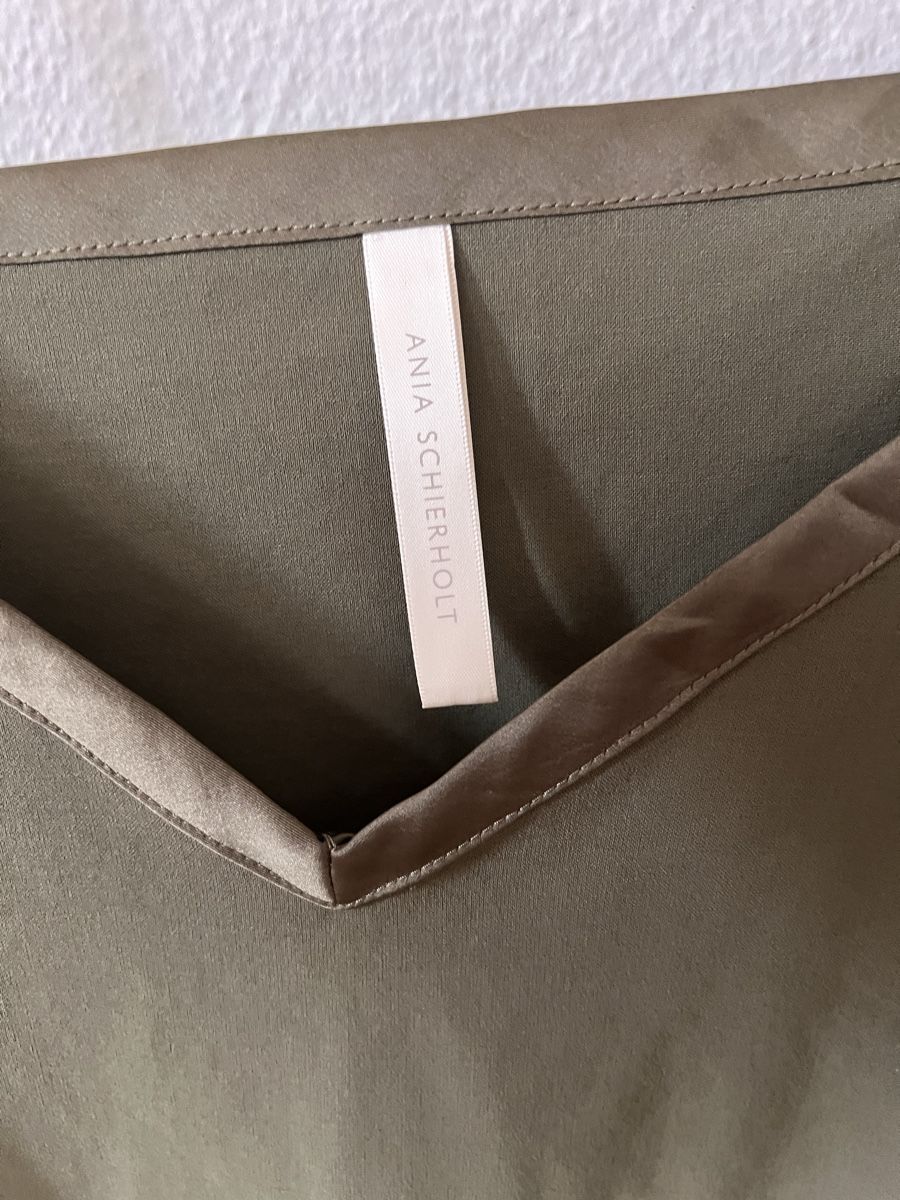 Tops: Ania Schierholt Top Oliv Grösse 36 – Gebraucht aus Solothurn von Brini06 1