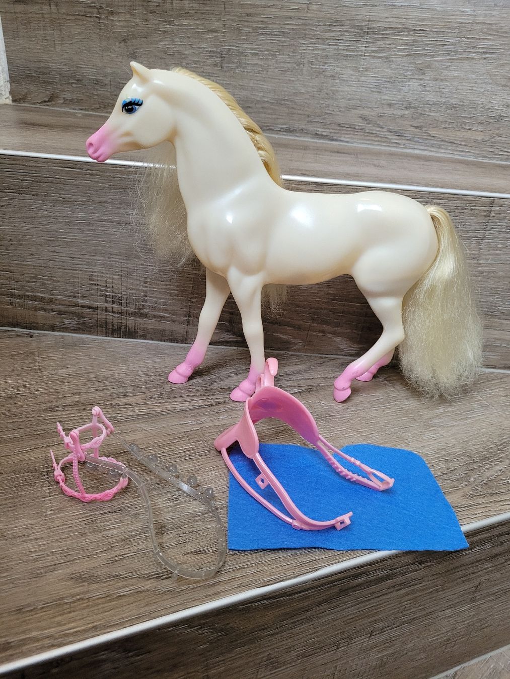 Giocattoli: Barbie Pferd – Usato da Niederbuchsiten venduto da klengyel 8