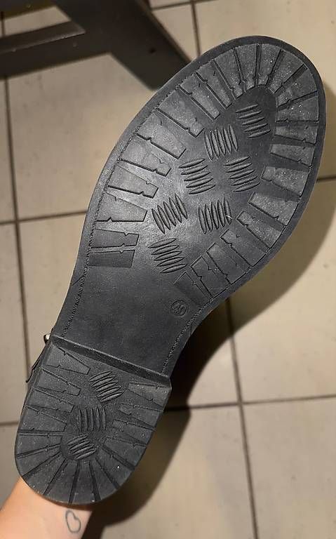 Scarpe da donna: Stiefel – Usato da Itingen venduto da miriampetrucci 2
