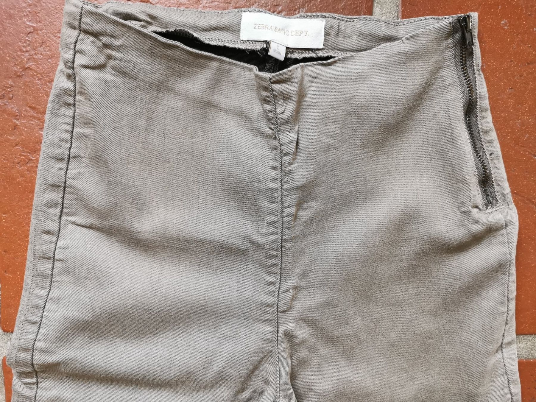 Zebra Pantaloni: Zebra; beige / hellbraune Hose Gr. S – Usato da Boniswil venduto da Totomat-Lady 1
