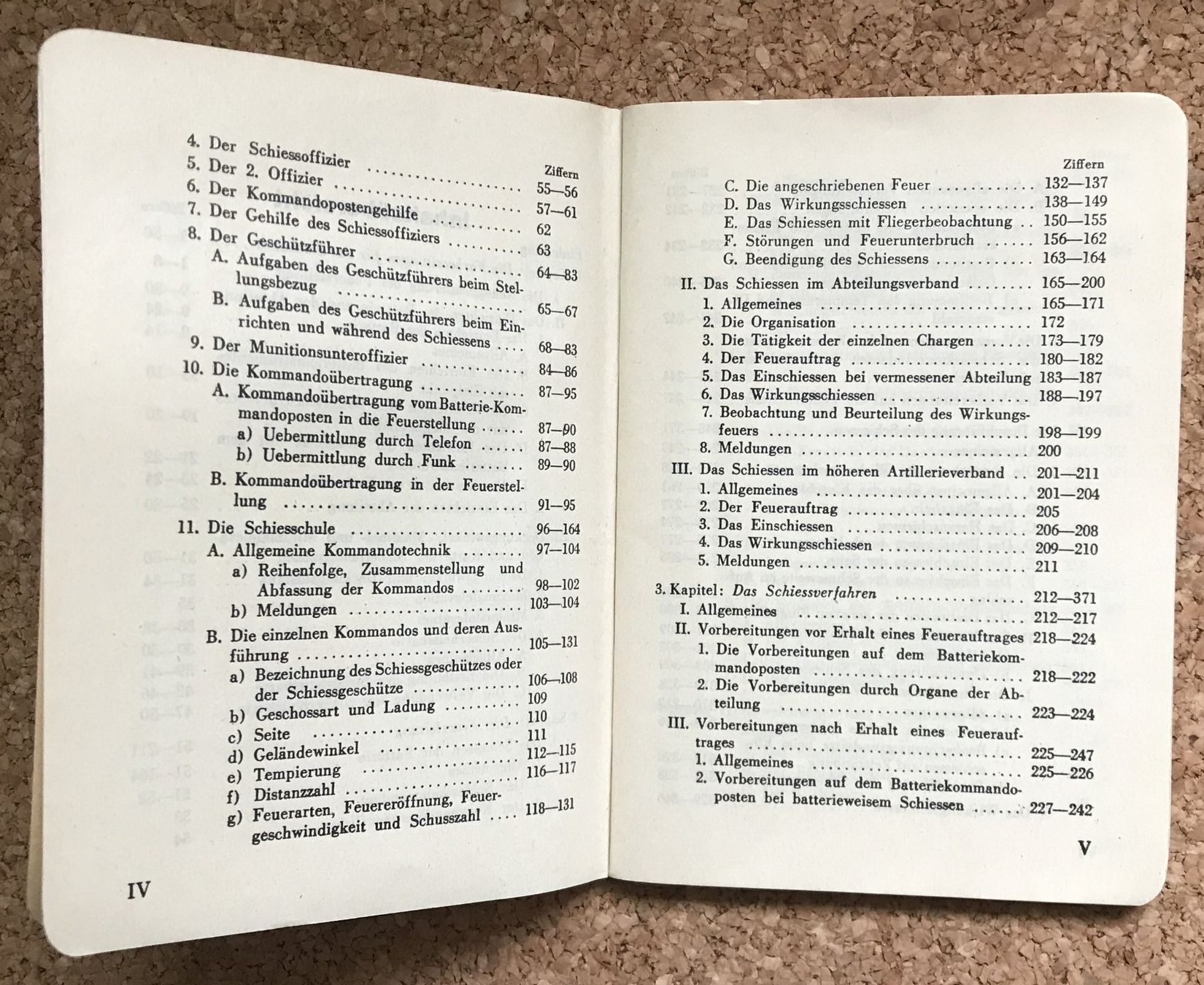 Schweizer Armee Armi bianche: SCHWEIZER ARMEE DAS SCHIESSEN DER ARTILLERIE 1948 – Usato da Ostermundigen venduto da wini63 2