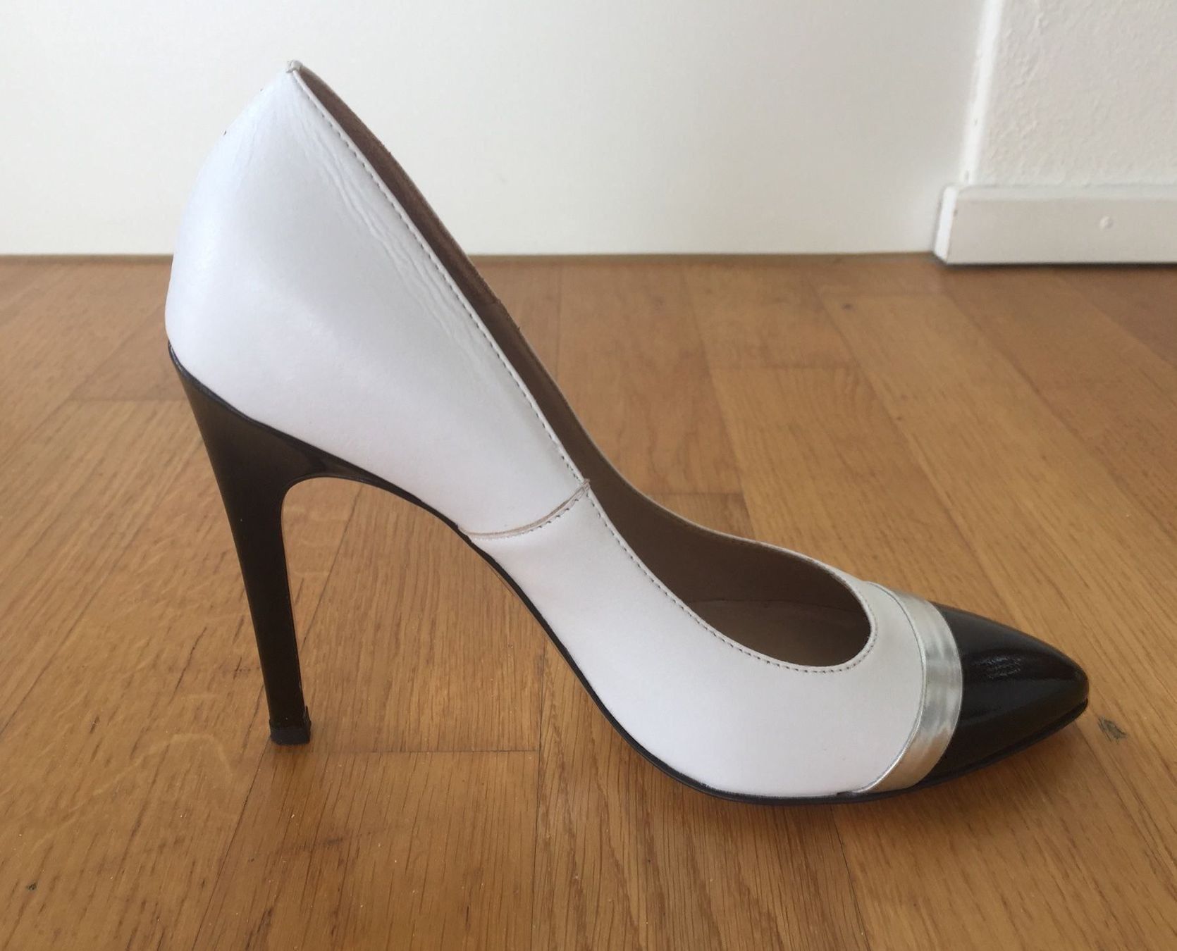 Scarpe da donna: Leder Pumps Gr. 37,5 – Usato da Lachen venduto da mar_ox 3