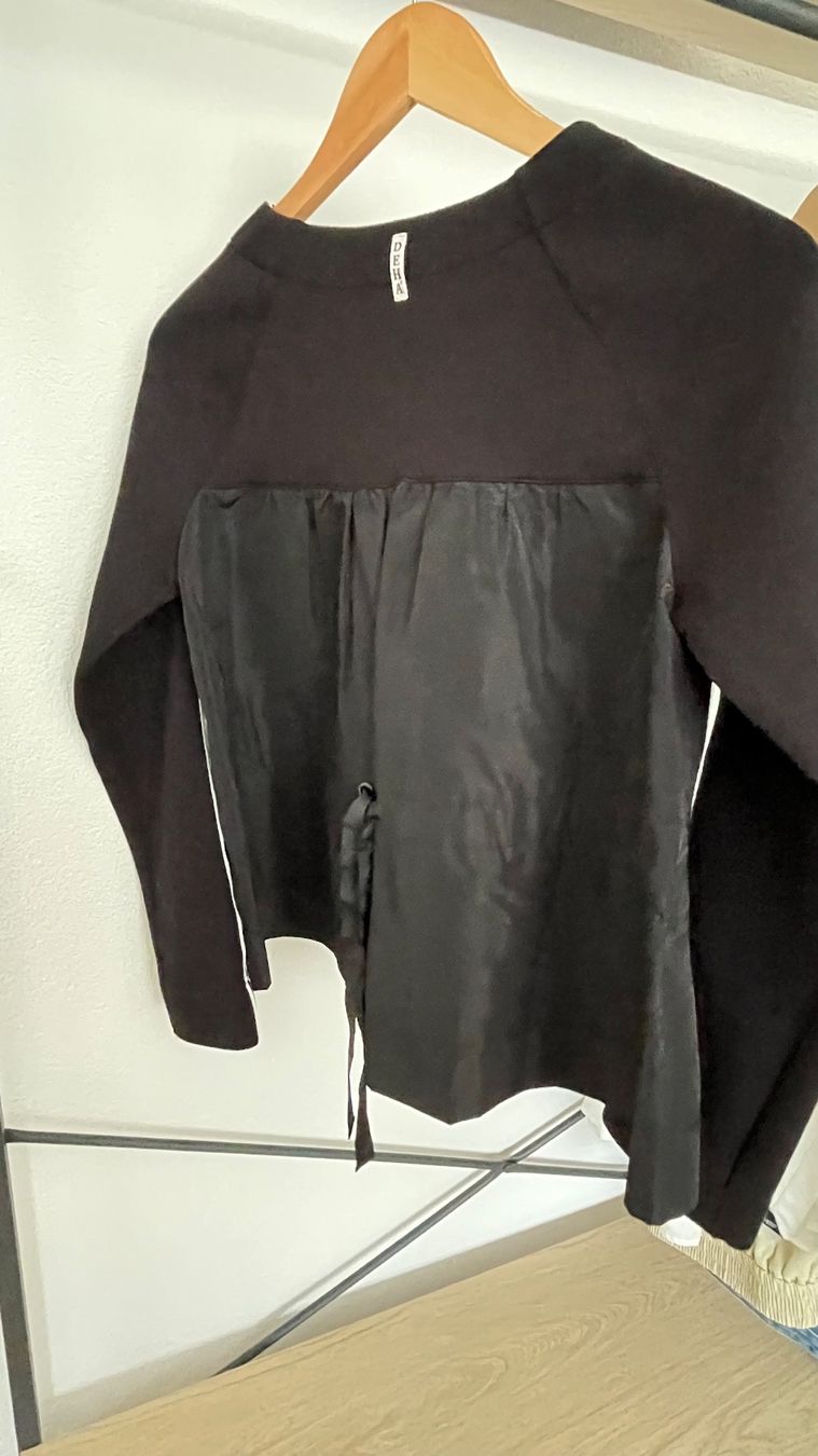 Pullover & Sweatshirts: DEHA Pullover mit Detail – Neu (gemäss Beschreibung) aus Trüllikon von Megan 3