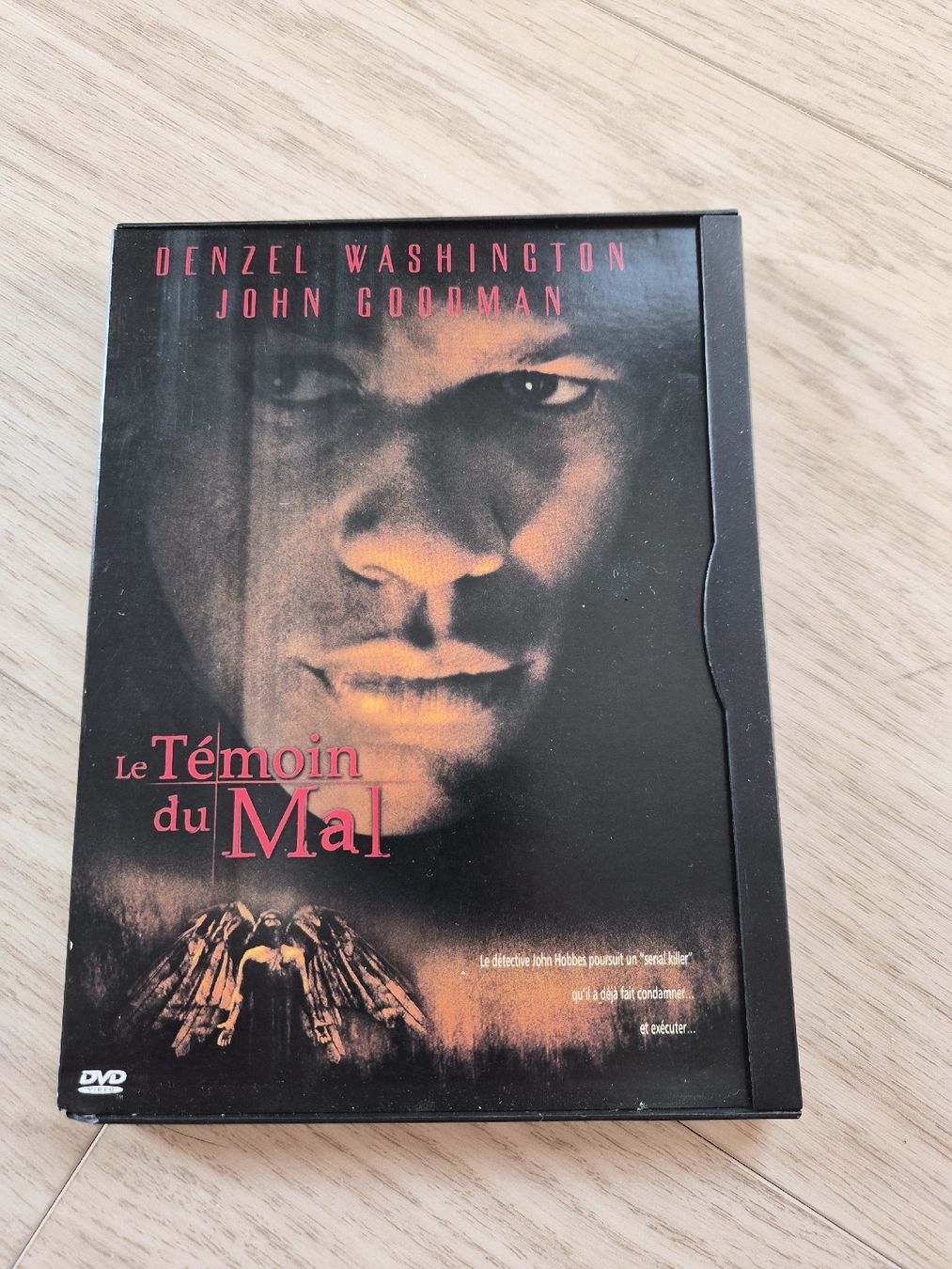 Tous les DVDs: DVD Le Témoin du Mal Denzel Washington  – D'occasion à La Joux FR par car_ck96