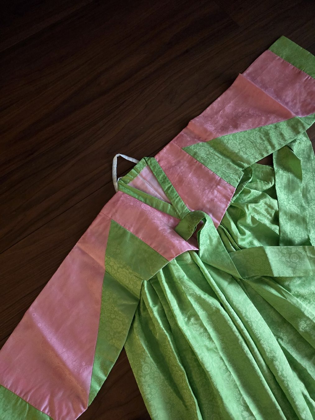 Vestiti: Originaler koreanischer Seiden Hanbok – Usato da Wald ZH venduto da Efeu24 1