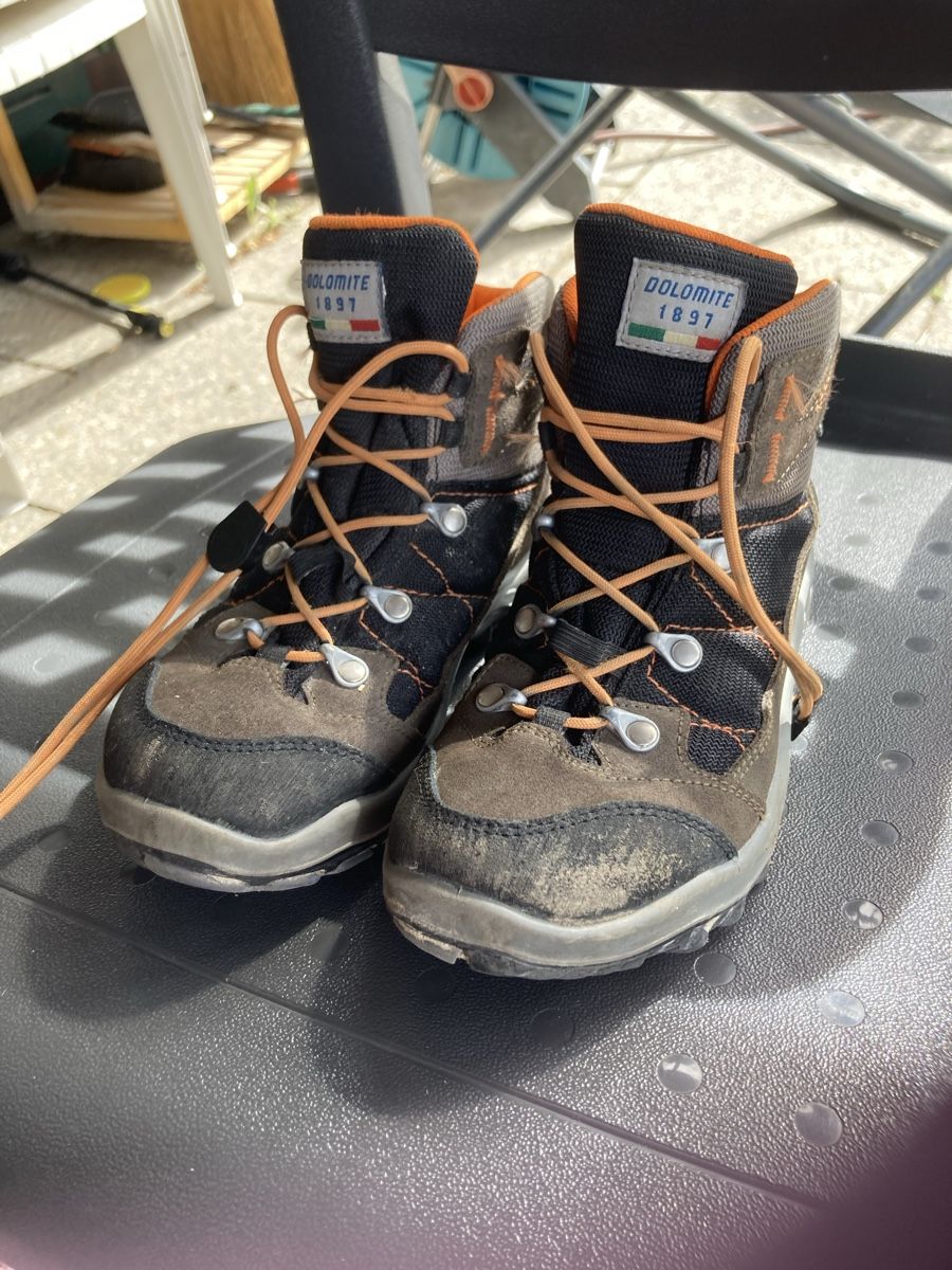 Scarpe per ragazzi: Wanderschuhe Grösse 31 – Usato da zürich venduto da idia2 1