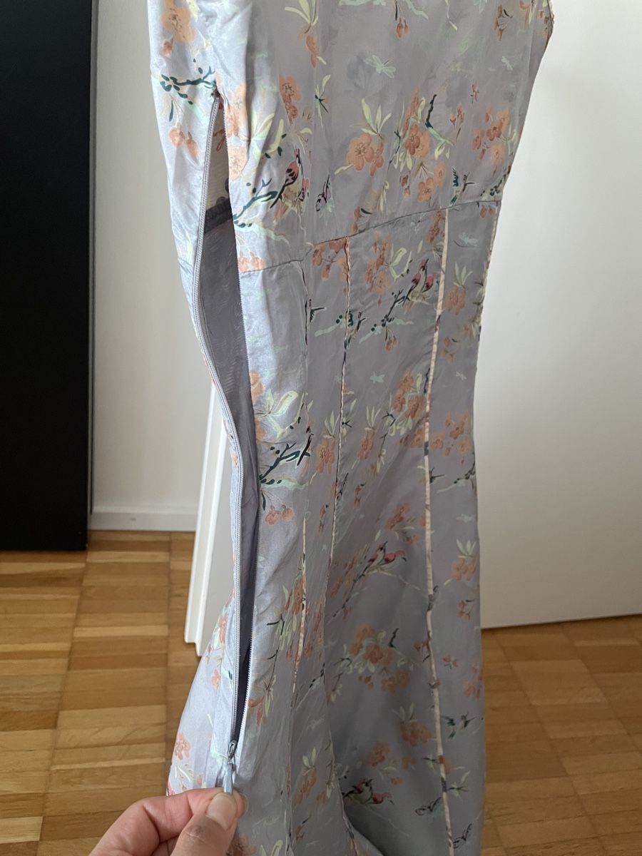 Essentiel Antwerp Robes: ESSENTIEL ANTWERP double sided Silk Size 36 – D'occasion à Neuchatel par shi_9fzw 9