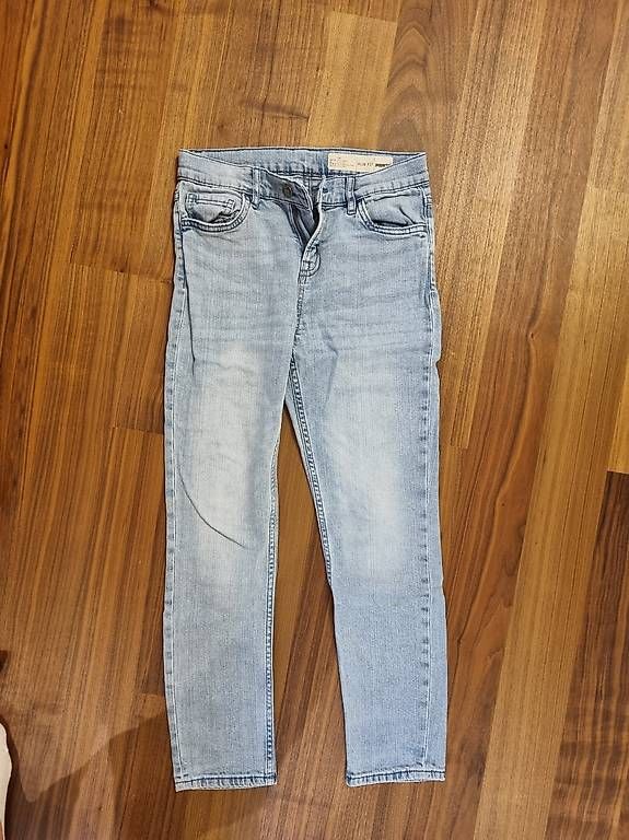Jeans: Jeans – Gebraucht aus Zürich von ani_qj8q