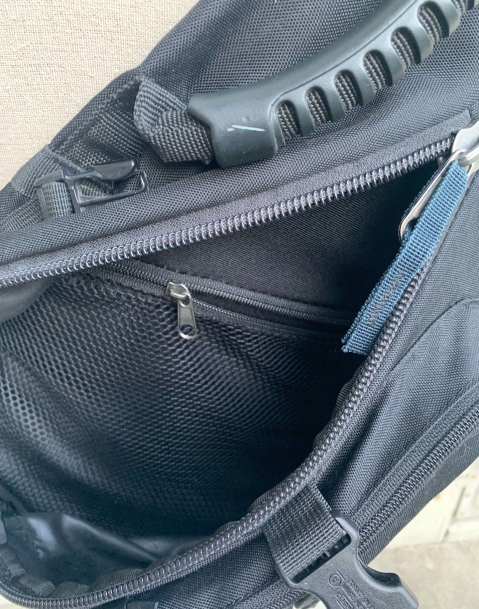 North Face Sacs à dos: Superbe sac à dos THE NORTH FACE une sangle – D'occasion à Martigny par only__you 7