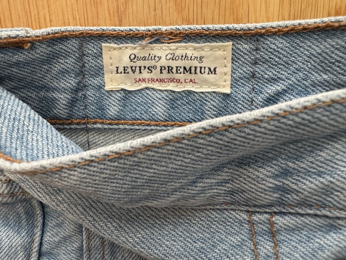 Levi's Pantaloni: Levis 501 Jeans Shorts W29  – Usato da St.Gallen venduto da Isnisodo 2