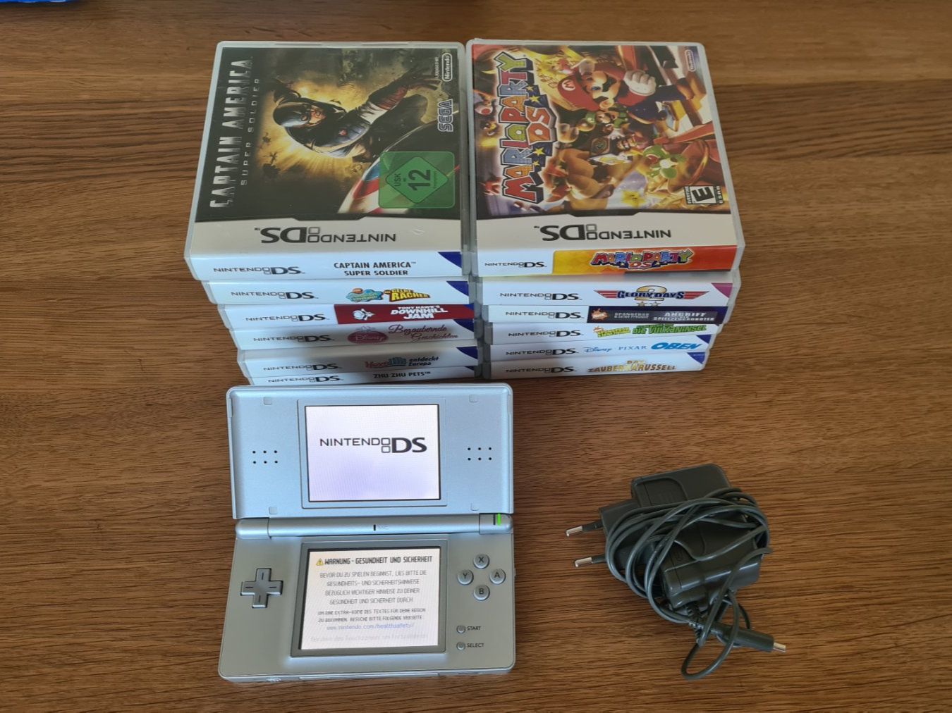 Nintendo Console: Nintendo DS Konsole und 12 Nintendo Games – Usato da Winterthur venduto da stufaphi 1