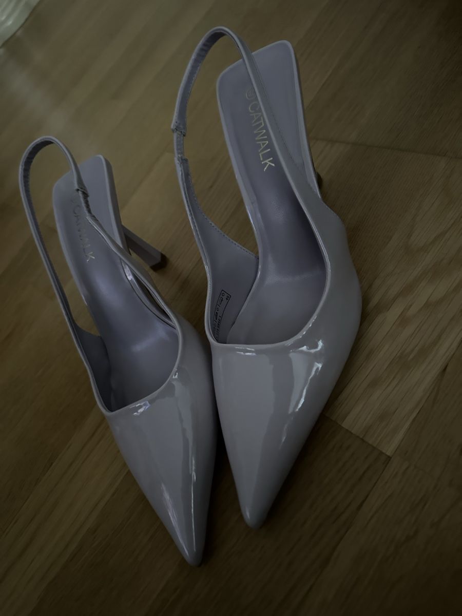 Scarpe da donna: Damen Sommer Schuhe Grösse 40 Neu – Nuovo (secondo la descrizione) da Basel venduto da Ivana_4 3