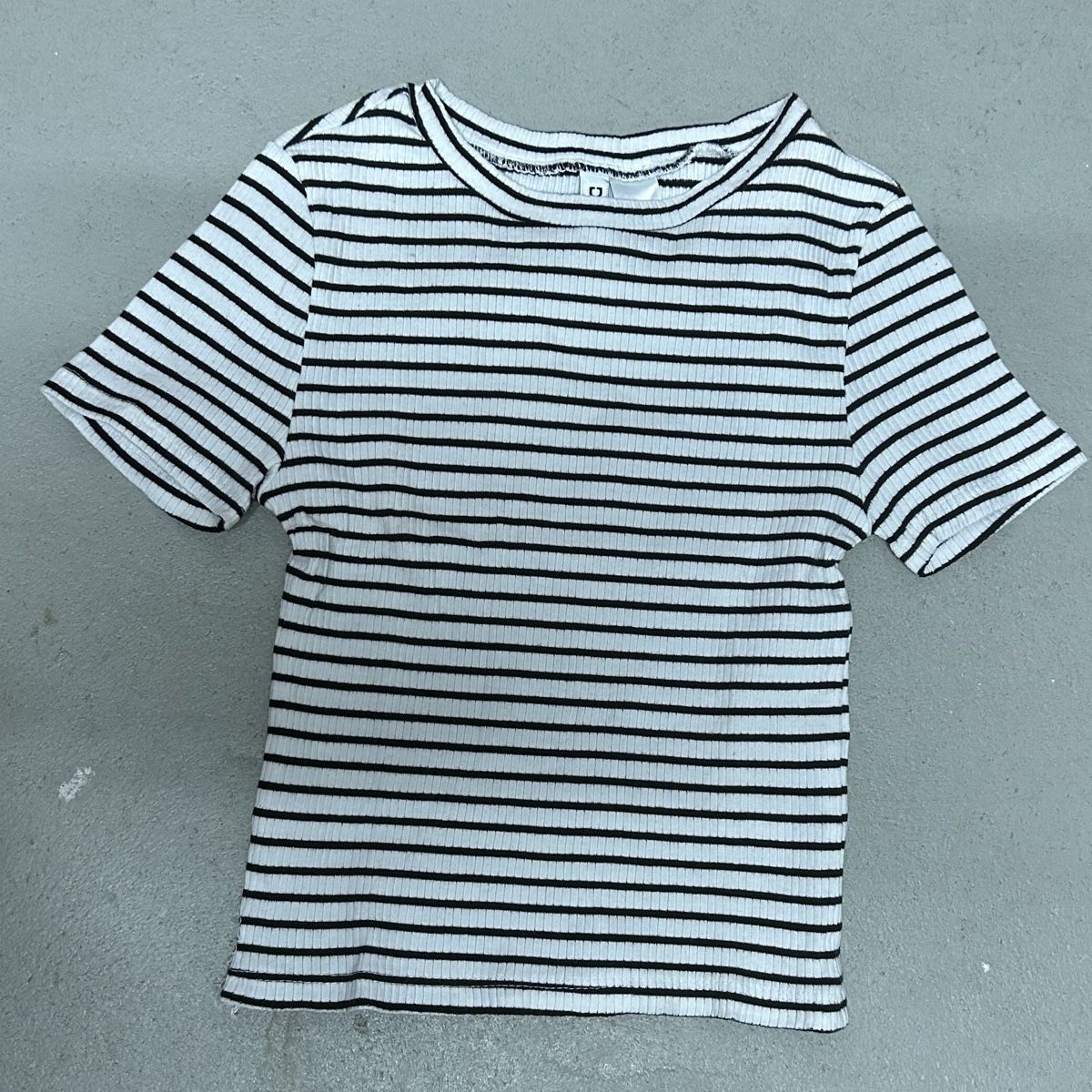 H&M Top: Damen T-Shirt gestreift – Usato da Glattbrugg venduto da Lara_G06