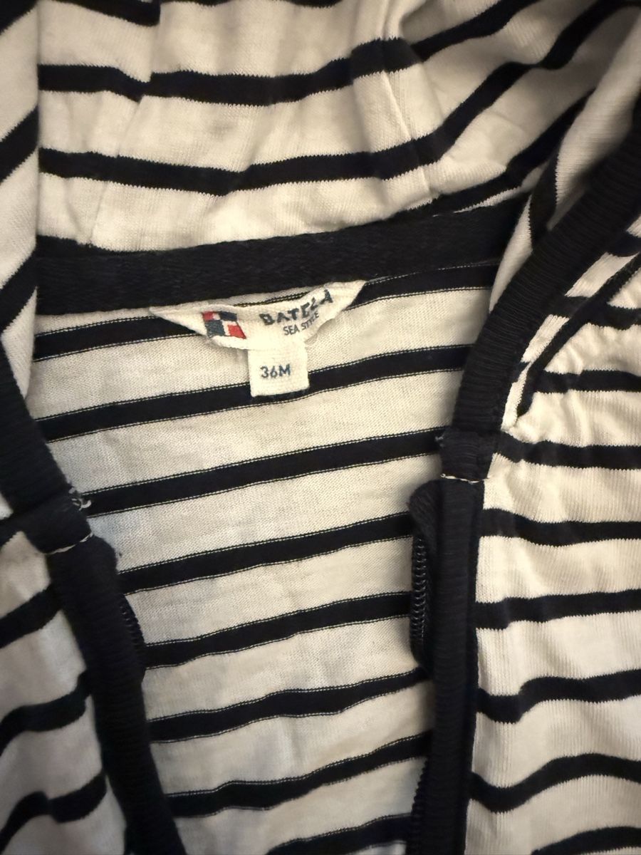Autres vêtements: Jaquette (3ans) coton – Neuf (Voir description) à Les Avanchets par GG_ 1