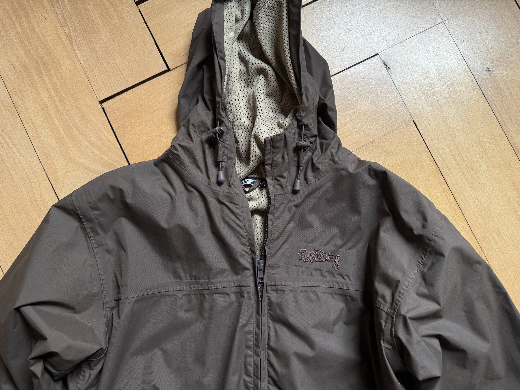 Vestes: OX - Regenjacke dunkelbraun M – D'occasion à Zürich par Diazaio 1