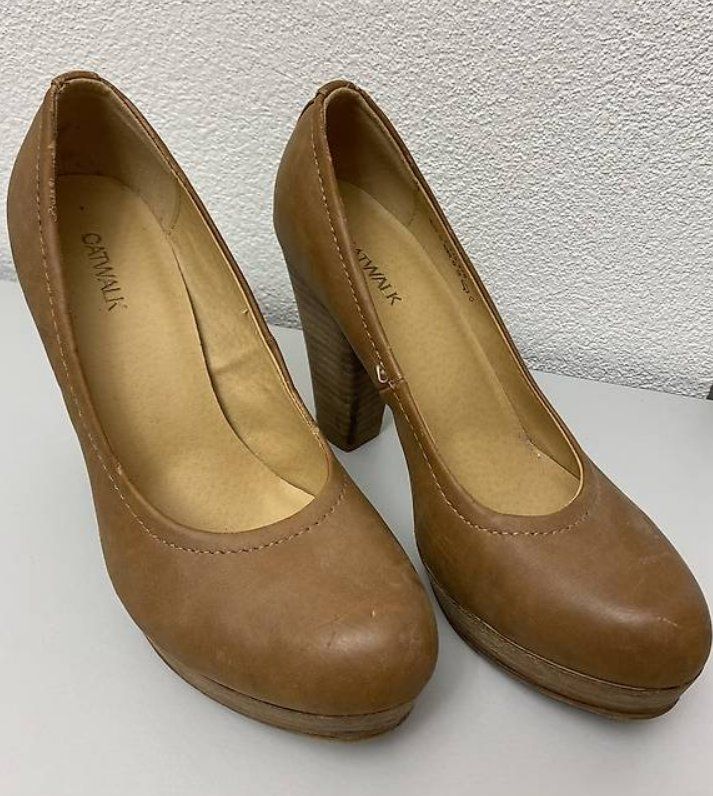 Damenschuhe: Braune "Catwalk" Leder High Heels, Grösse 38 – Gebraucht aus Thalwil von sheepowl