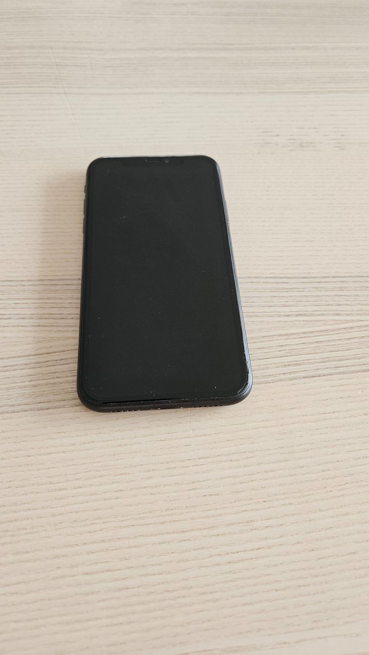 Apple Telefoni cellulari / Smartphones: iPhone XR 64 GB Batterie 82% – Usato da Cormondrèche venduto da ohawa