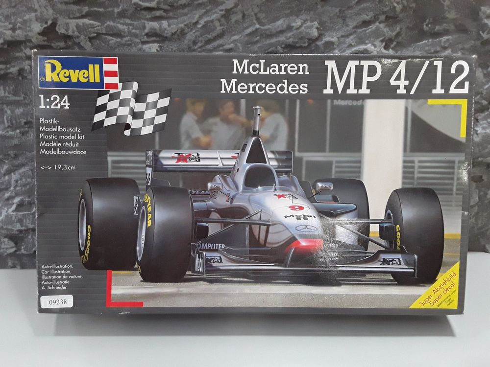 Maquette REVELL F1 McLaren Mercedes MP4/12, 1/24, Modèle #07215, Complet