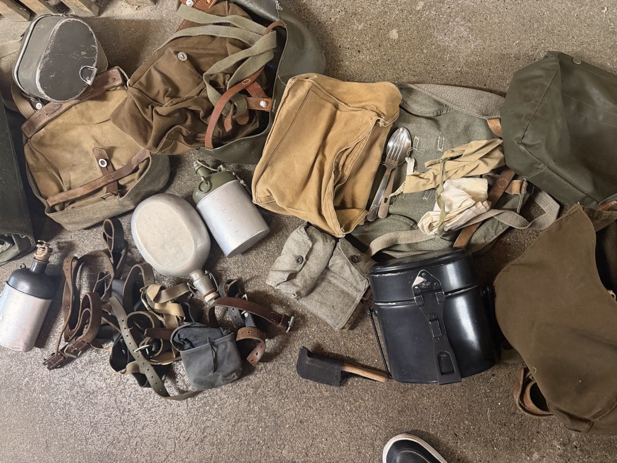 Uniformi: Schweizer Militär  – Usato da Baden venduto da noli.r 2