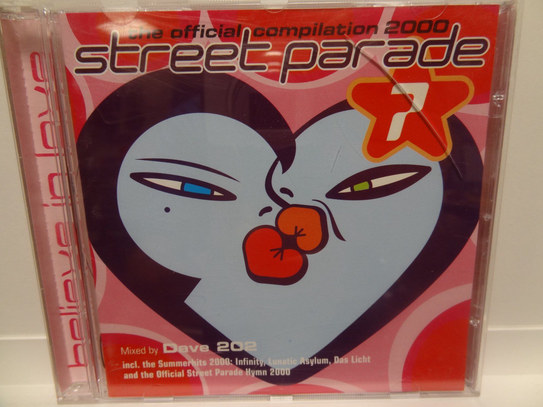 CD: Dave 202, Street Parade 2000 - The Official Compilation – Usato da luzern venduto da musicandart