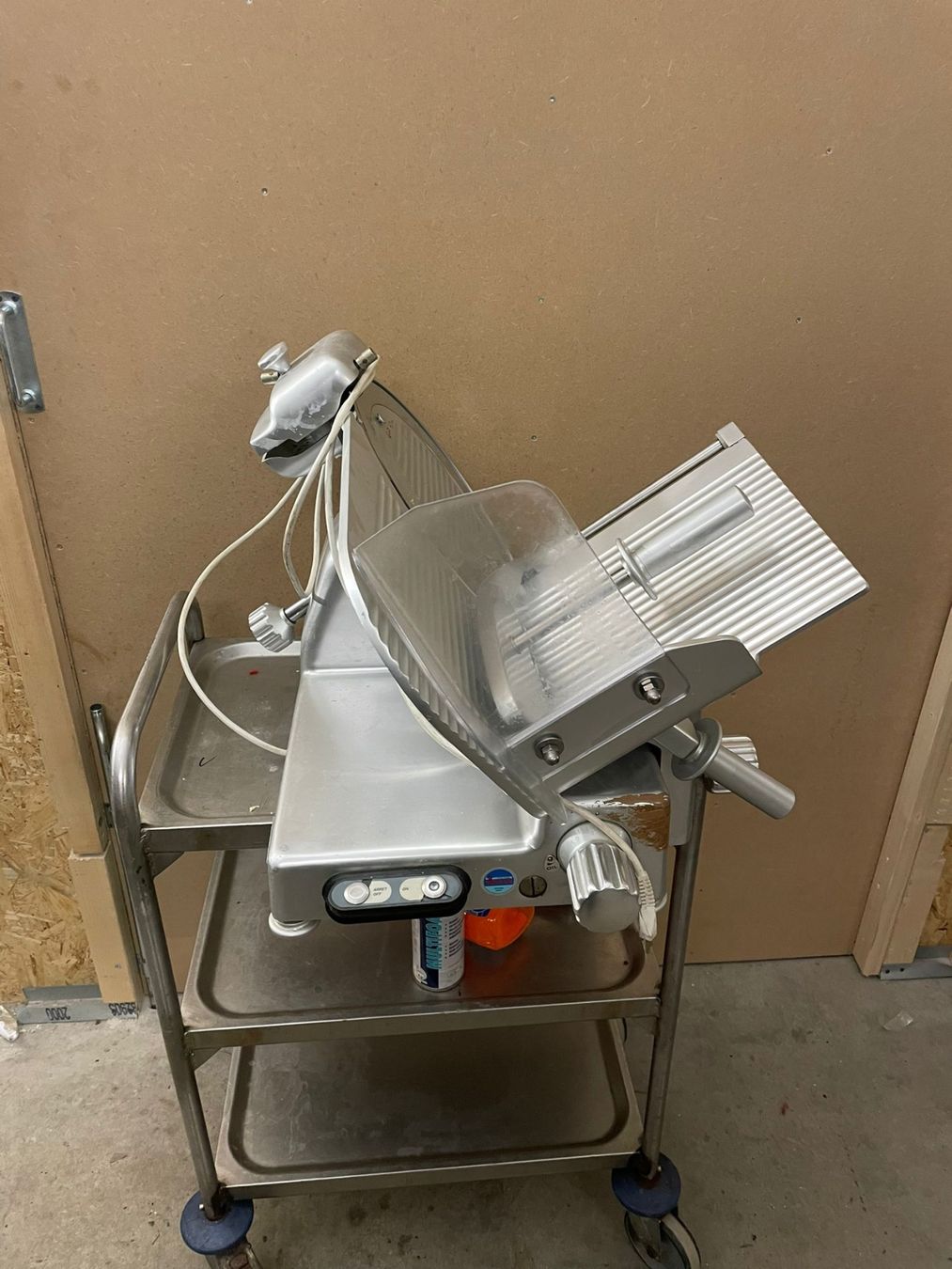 Elettrodomestici da cucina: Aufschnittmaschine – Usato da Rupperswil venduto da Tinka88 2
