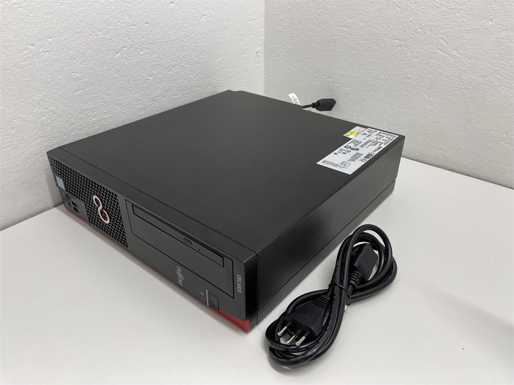 Fujitsu PC: Fujitsu Celsius J580 Betriebsbereit! – Usato da Niederdorf venduto da LeptonAG