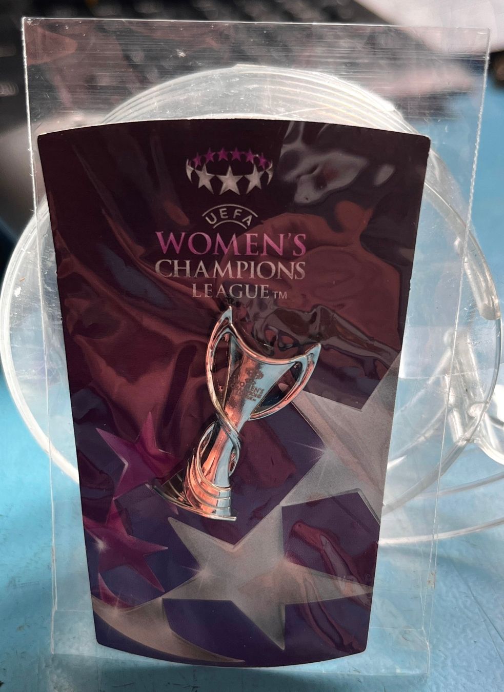 Placchette & Badge: Pin, UEFA Women Champions League – Usato da Obernau venduto da Wgnom