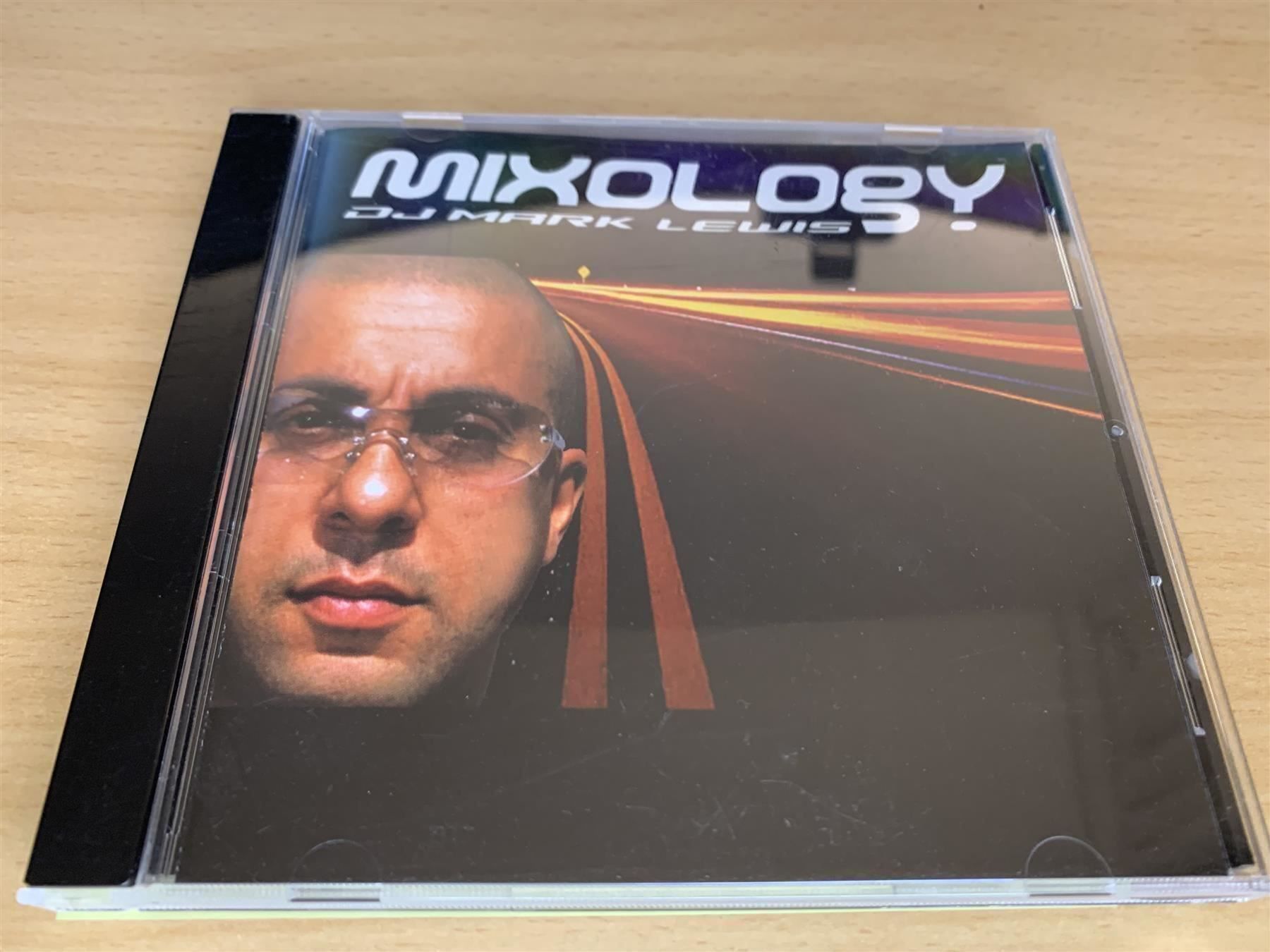 CD: DJ Mark Lewis – Mixology – Usato da Rikon im Tösstal venduto da Alpenmutz