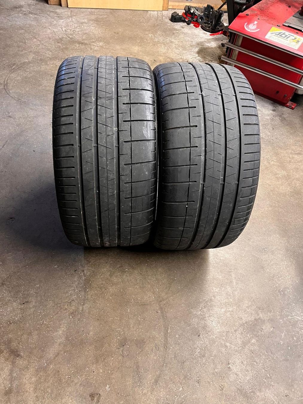 Pirelli Pneumatici & Ruote complete: 2 Pirelli P Zero Corsa 285/30R20 99Y – Usato da Appenzell venduto da Sefaag