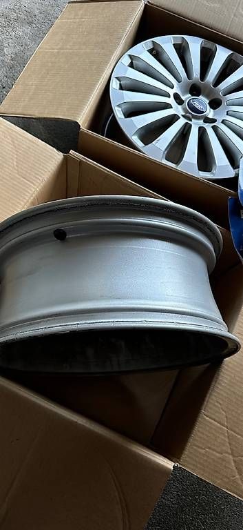Ford Cerchioni: Alufelgen Ford 7Jx17H2. – Usato da Boswil venduto da and_5n9m 2