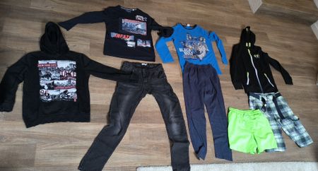 8-teiliges Kleiderpaket Gr. 146-164