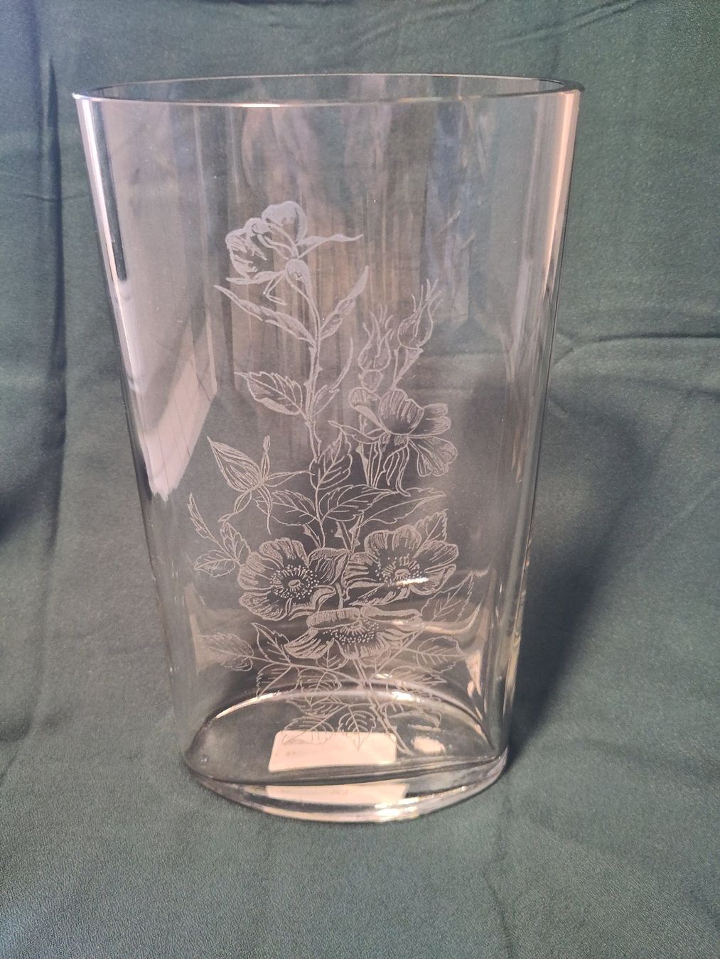 Vasi & Recipienti: Gravierte Glasvase mit Blumenmotiv – Usato da Meilen venduto da Glaussonauten 1
