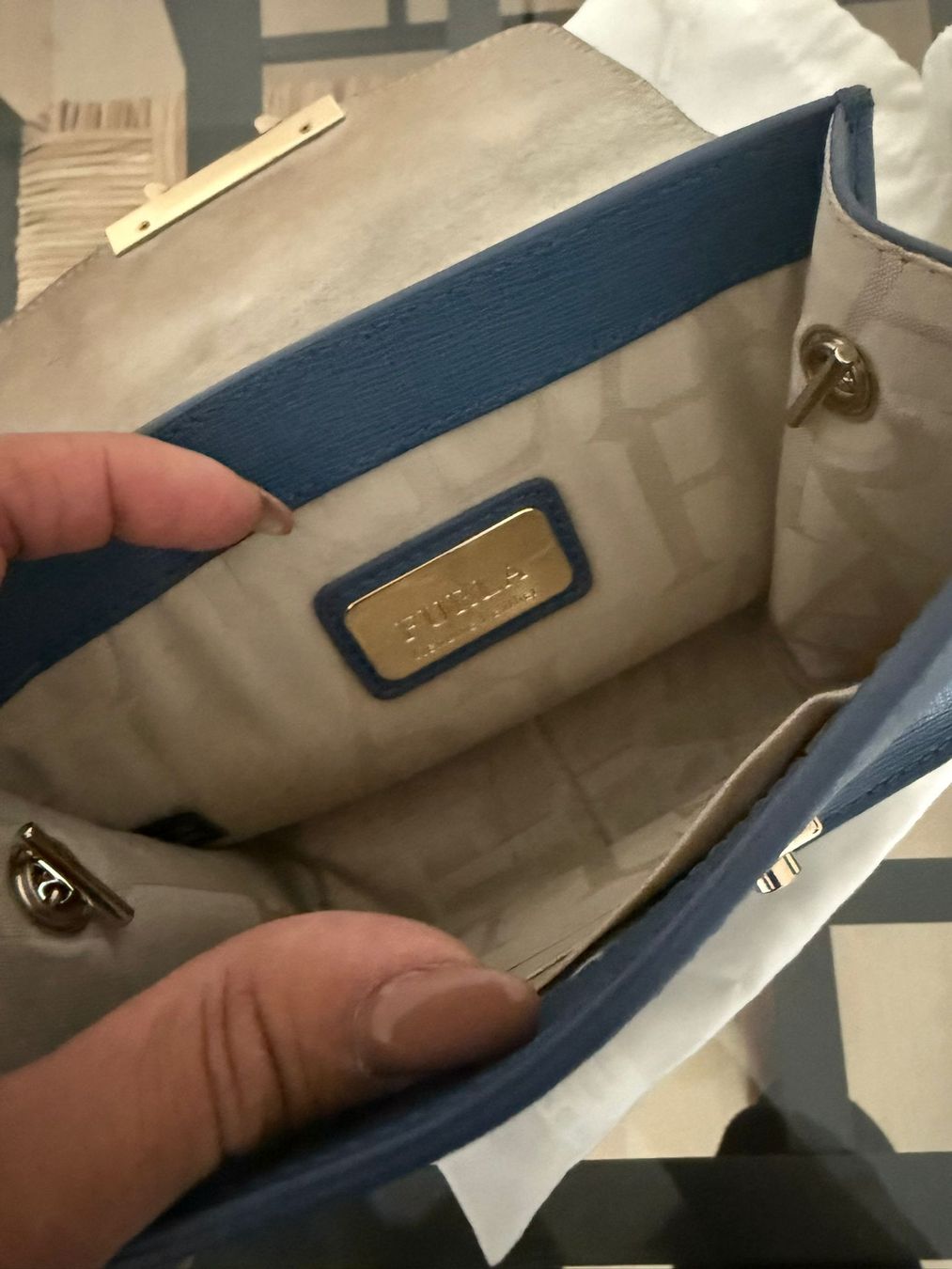 Furla Sacs femmes: FURLA BAG – D'occasion à Brunnen par Gari99 1