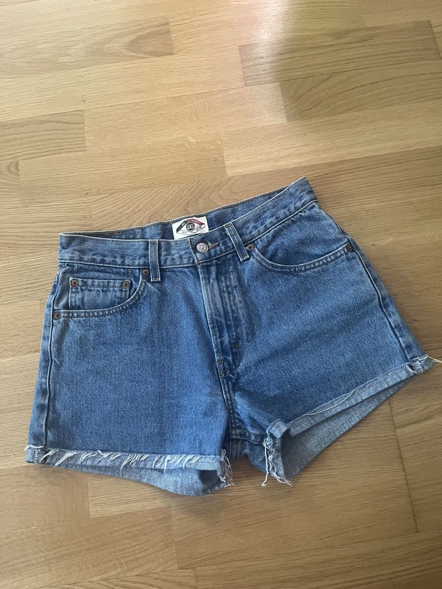 Levi's Jeans: Levis Shorts, Grösse 29 – Usato da Zürich venduto da Brobin 1