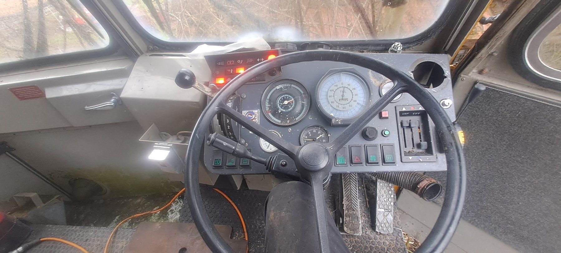 Veicoli commerciali: MOWAG Fourgons V8 Diesel – Difettoso da Riedikon venduto da Samuel5080 4
