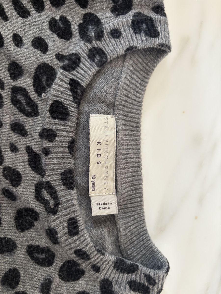 Pullover & Sweatshirts: Stella McCartney Kids Leopard Sweater. Size 10 Years – Gebraucht aus Genève von Skigasp 1