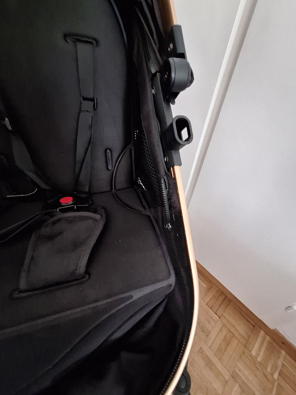 Poussette: Kinderwagen – D'occasion à Urtenen-Schönbühl par jne_mvm7 2