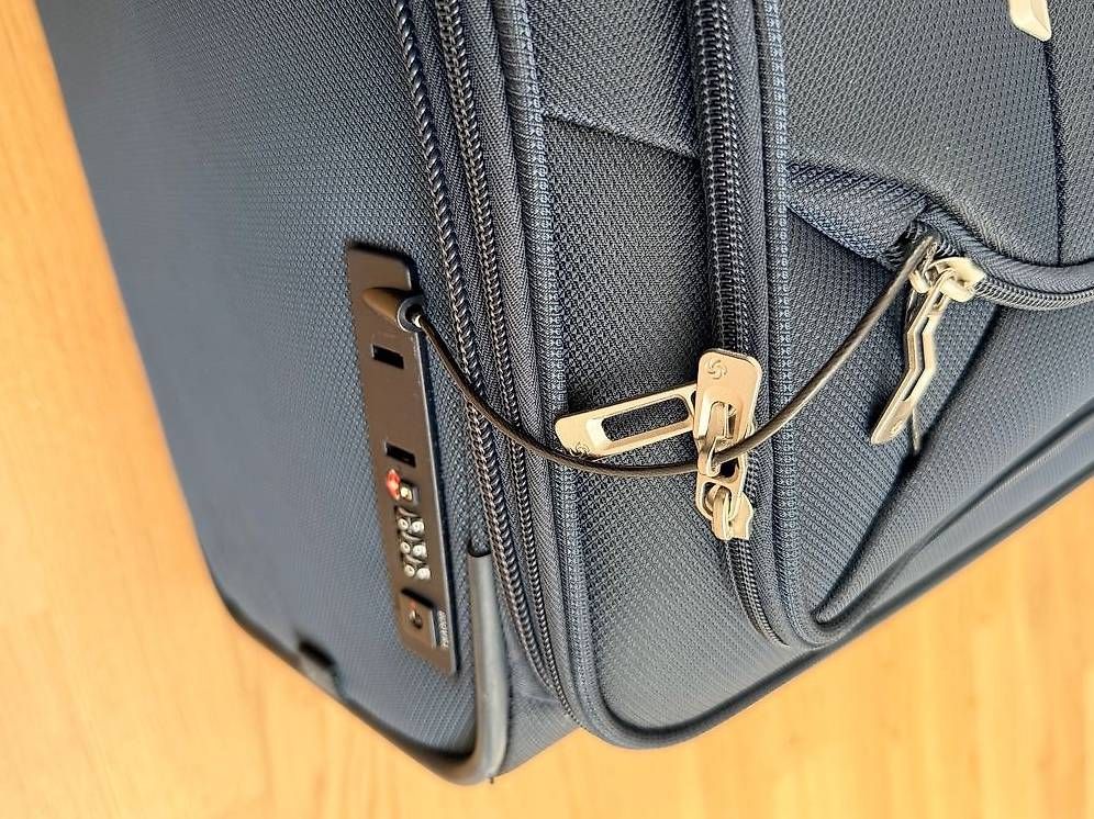Samsonite Valises de voyage: Samsonite Respark Spinner 82  Extra Gross | Midnight Blue – D'occasion à Bubendorf par brgmtea 1